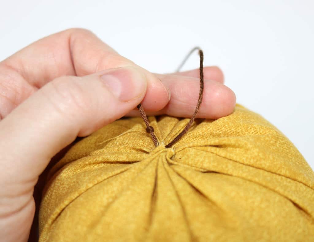 DIY Fabric Pumpkins to Get You in the Mood for Fall