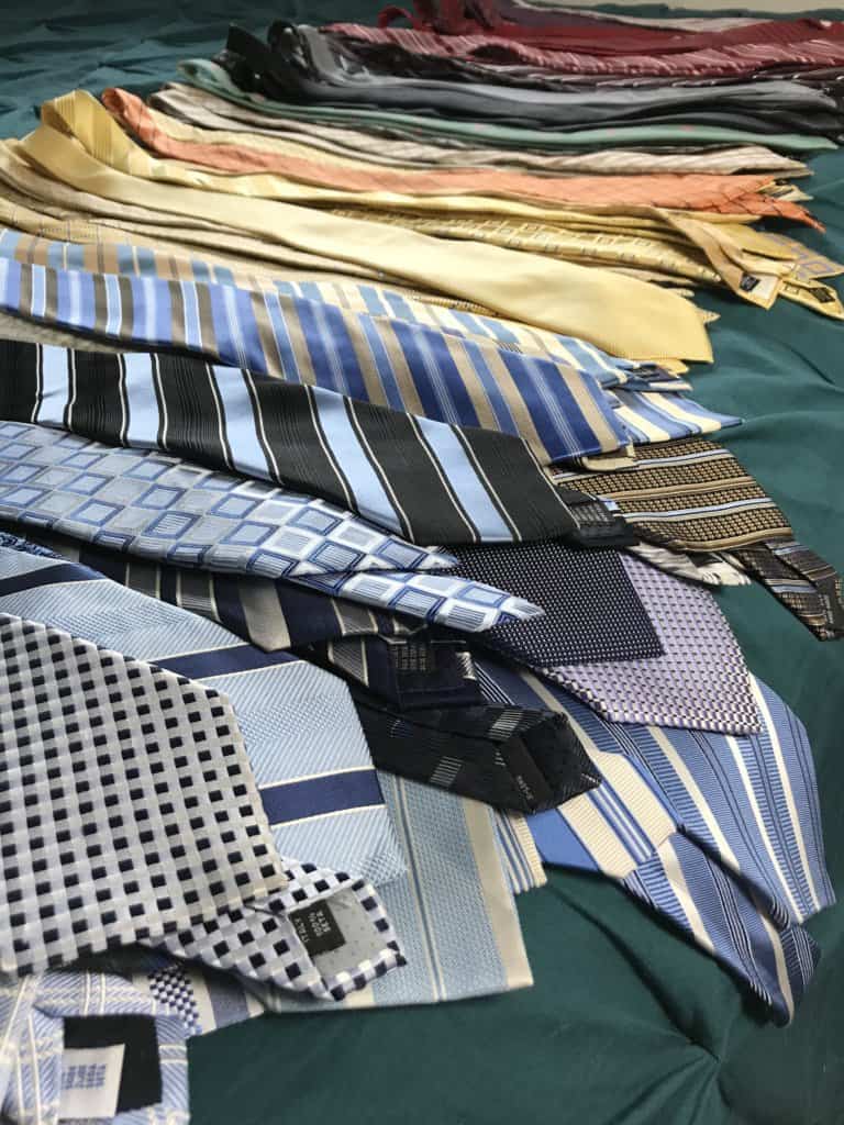 Men's Tie Organizer to Make the Most of a Small Space