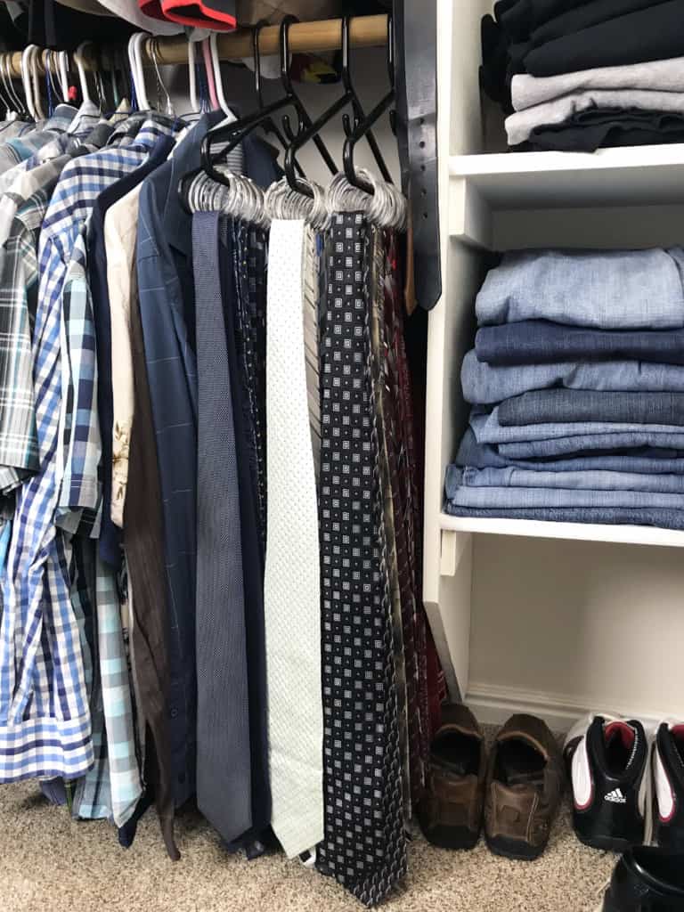 Men's Tie Organizer to Make the Most of a Small Space