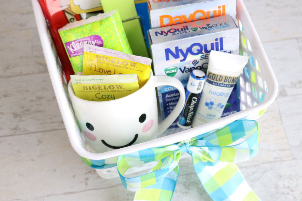 Making a DIY get-well gift basket? Don't forget these 6 all-important items for success! Perfect for flu season and all those friends and family members coming down with colds.