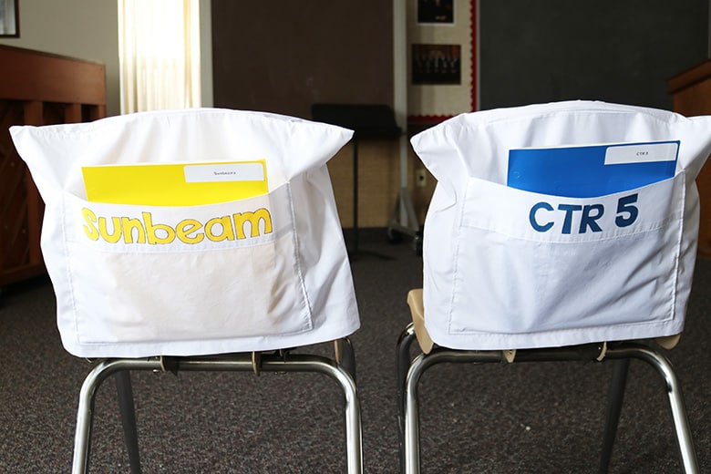 primary chair covers with pockets