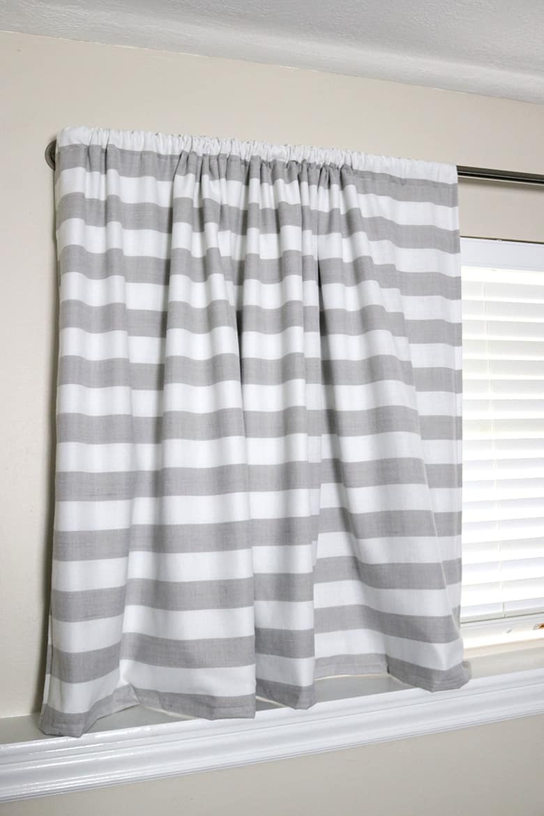 Blackout curtains for the bedroom are a must-have in our house! However, I don't recommend making your own DIY blackout curtains. Head to the blog and I'll tell you why! 