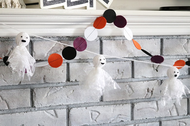 DIY lace ghost garland for Halloween