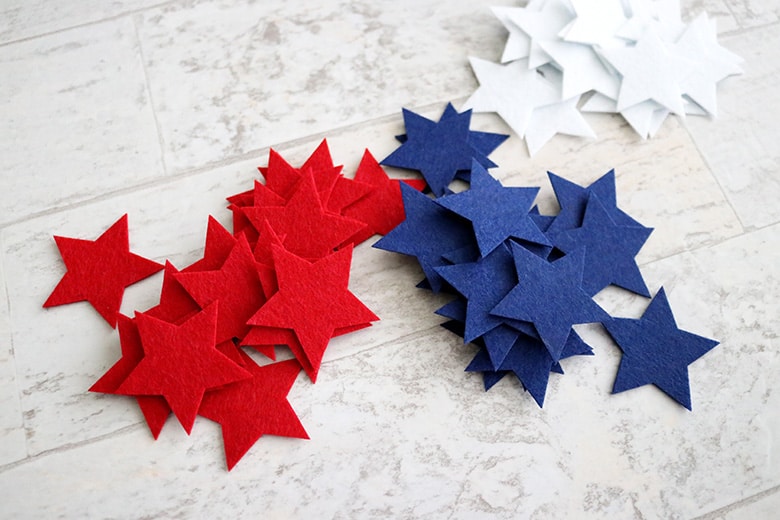 Easy Felt Star Garland for the 4th of July - Aubree Originals