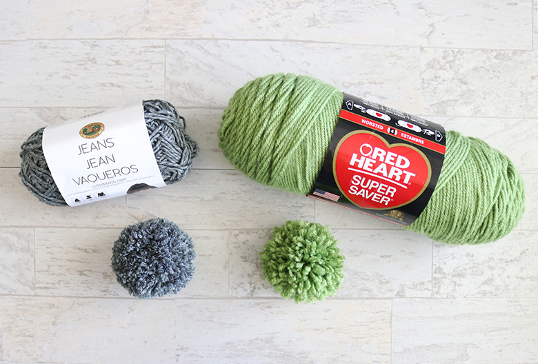 how to make fluffy pom poms