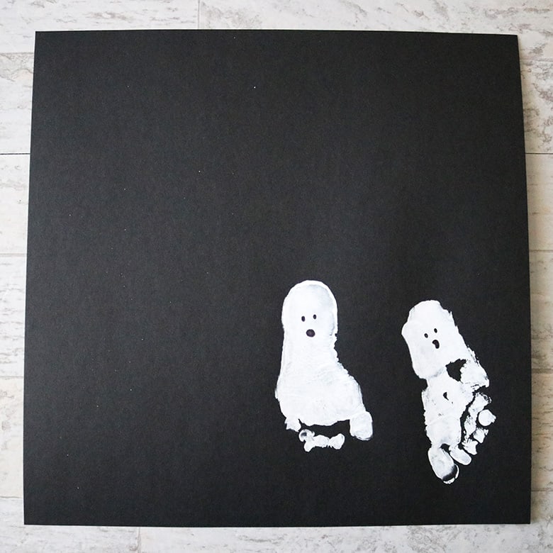 ghost footprint kids craft