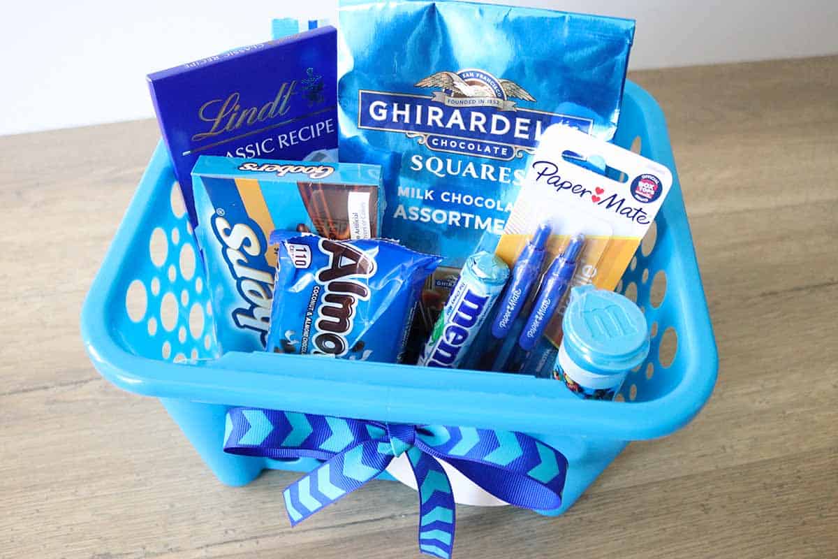 DIY Blue Gift Basket Ideas-and Free Printable Gift Tags! - Aubree Originals