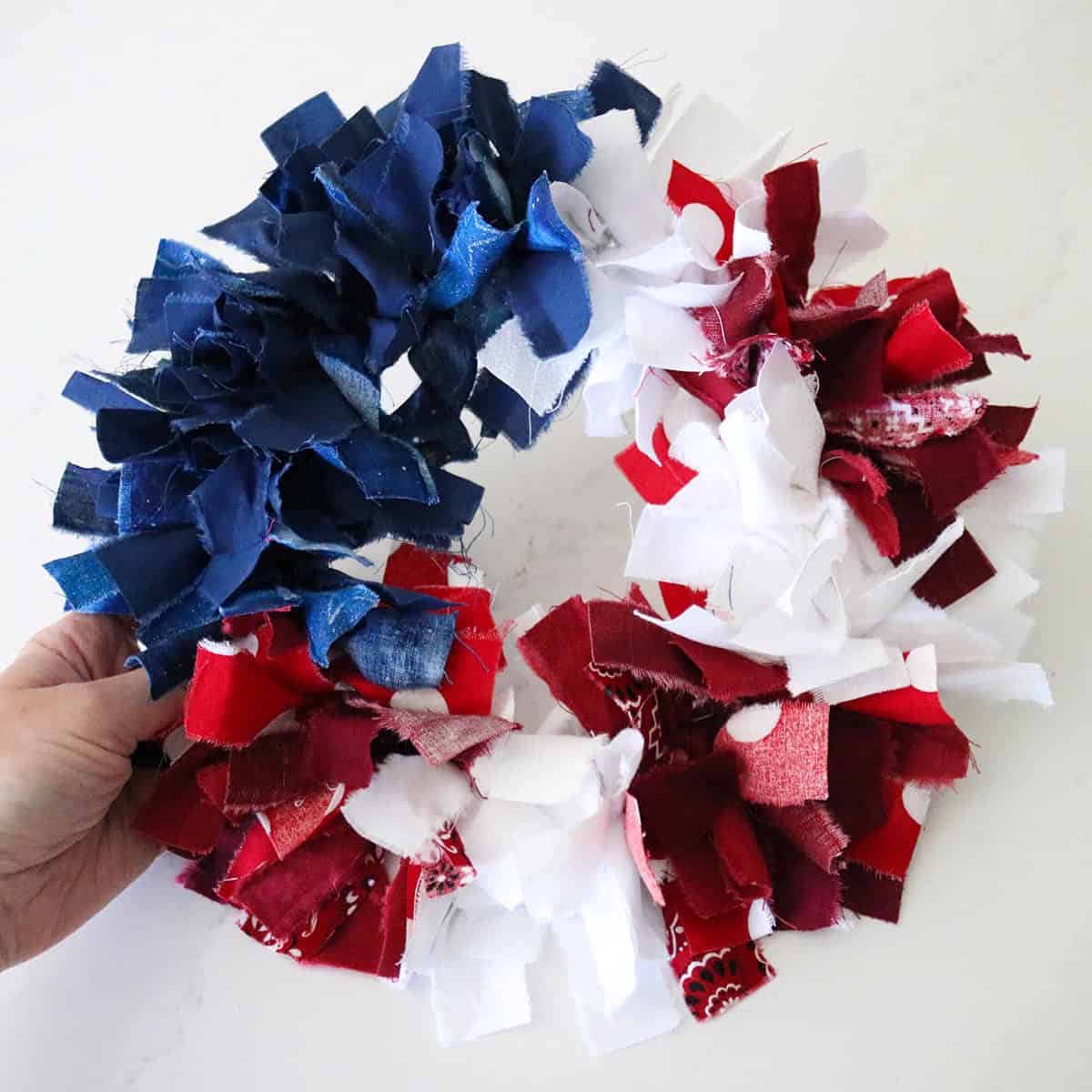 DIY mini rag wreath for the 4th of July tutorial