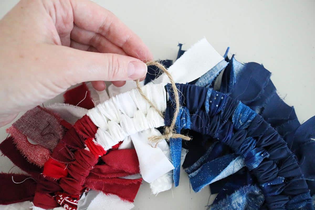 DIY mini rag wreath for the 4th of July tutorial