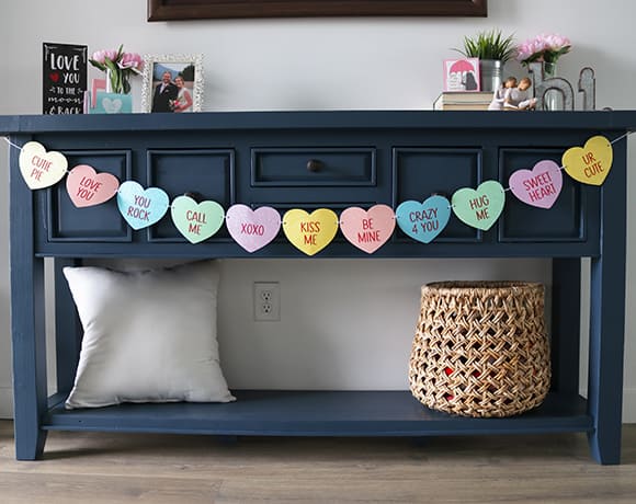 diy conversation heart banner for Valentines