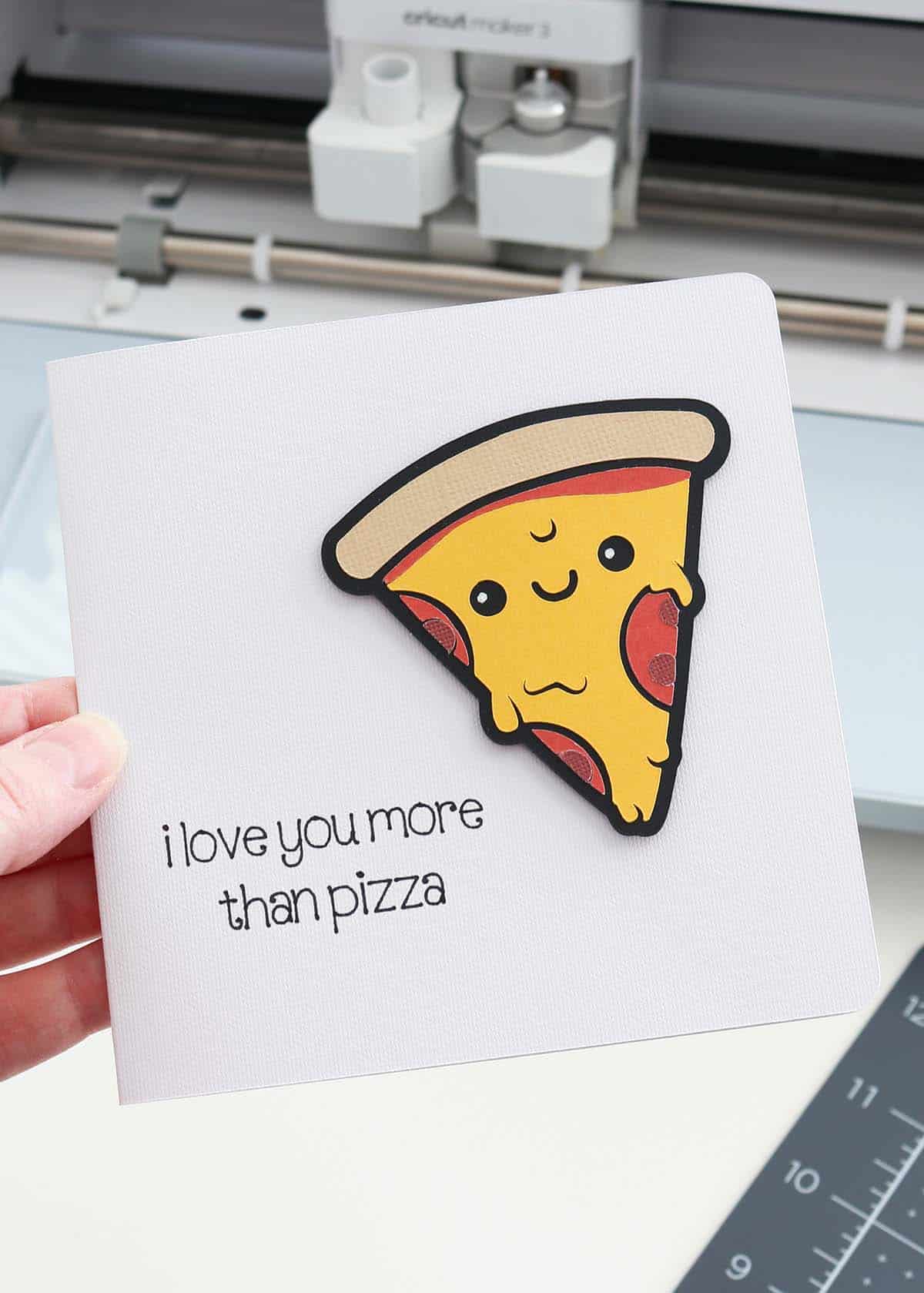 how to make pizza valentine's card with Cricut