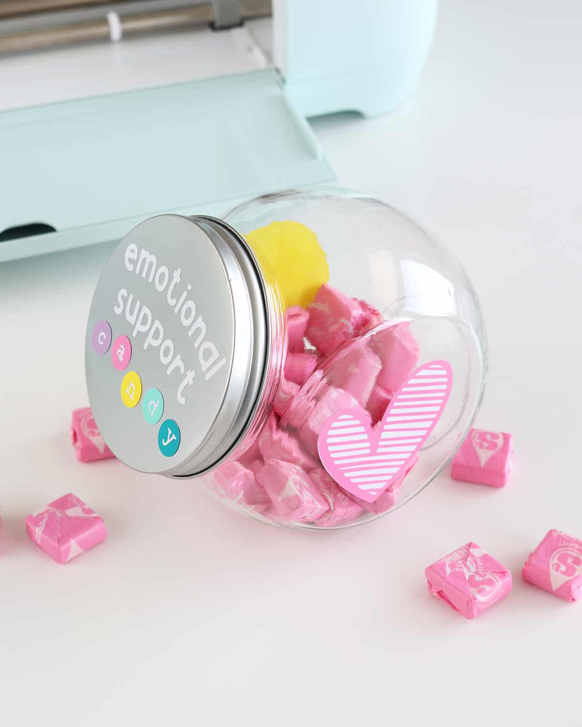 emotional support candy jar with vinyl, diy gift idea