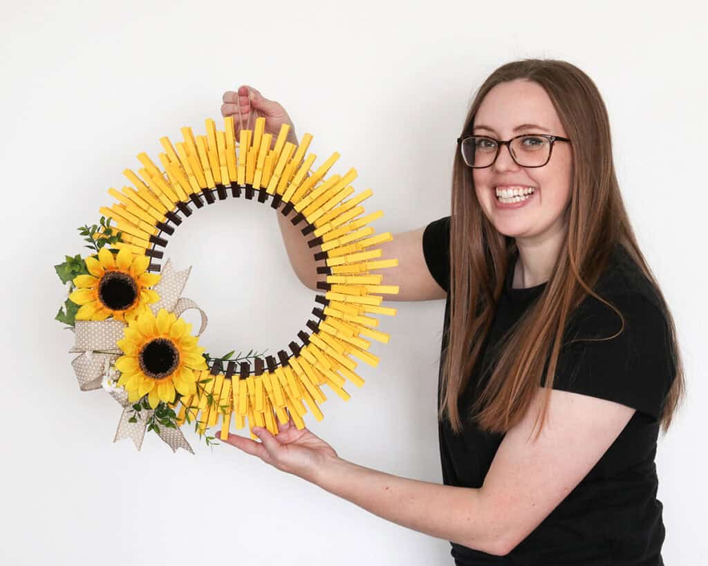 How to Make a DIY Clothespin Sunflower Wreath - Aubree Originals