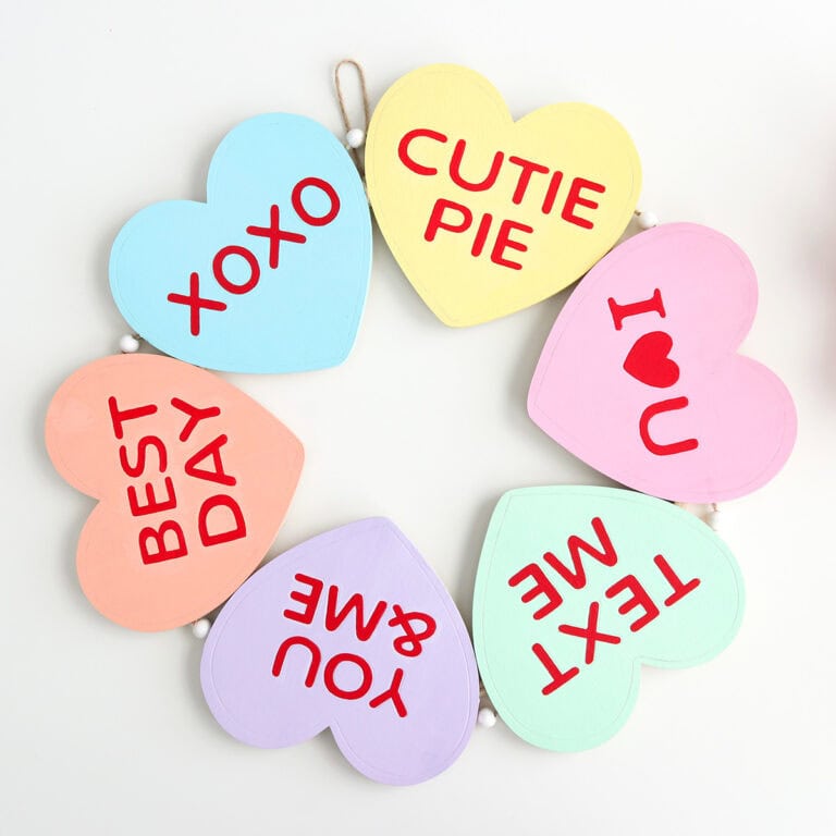 Easy Conversation Heart Wreath