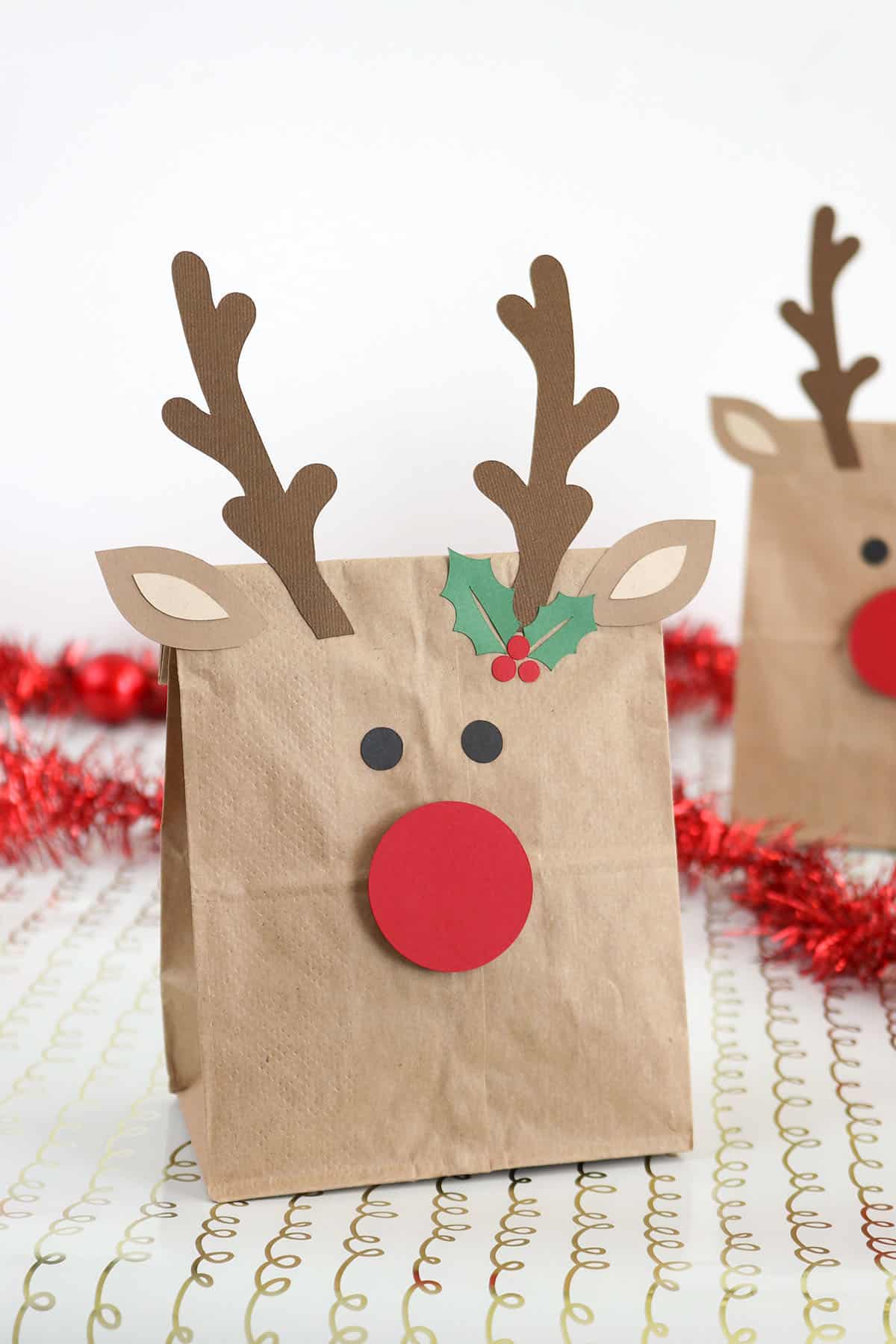 diy brown paper reindeer gift bags lunch bags